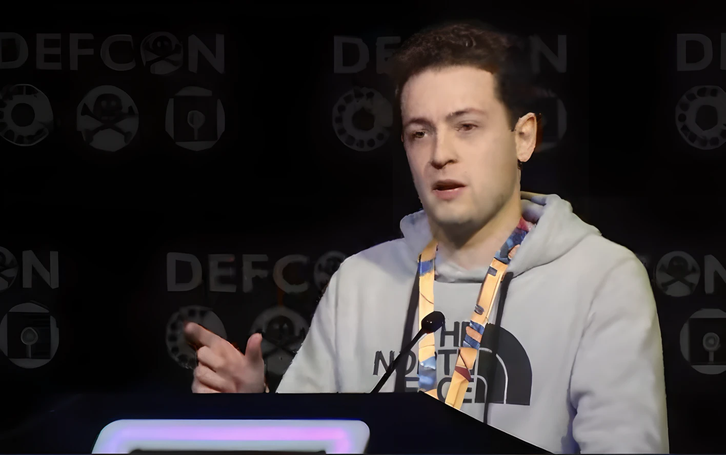 Fabian Ullrich Defcon